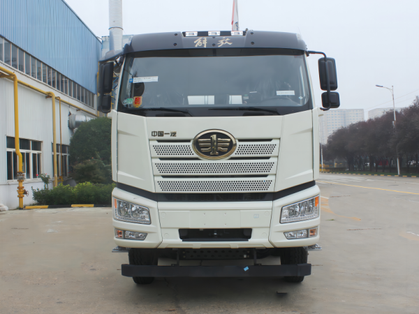 凌宇解放混動攪拌車的特點(diǎn)有哪些？